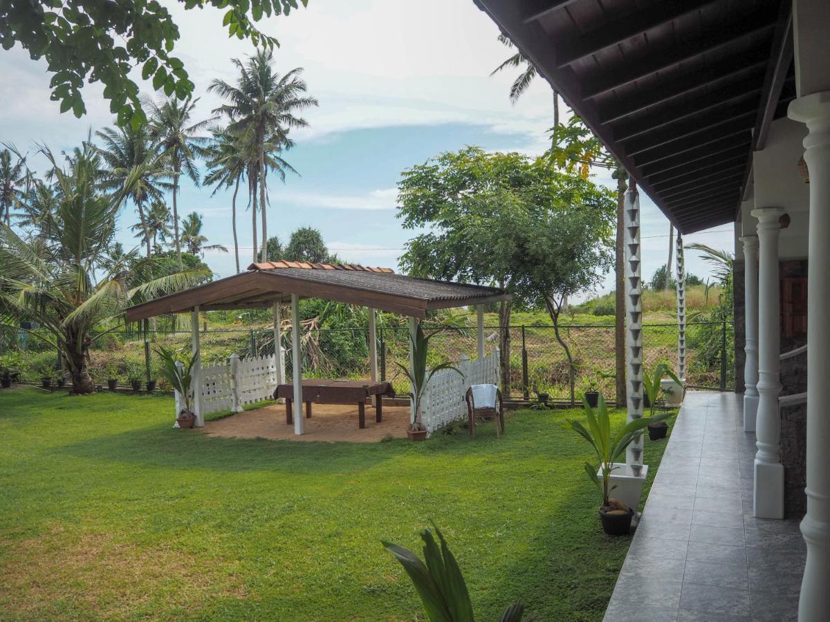 Beach Corner Weligama Exterior foto